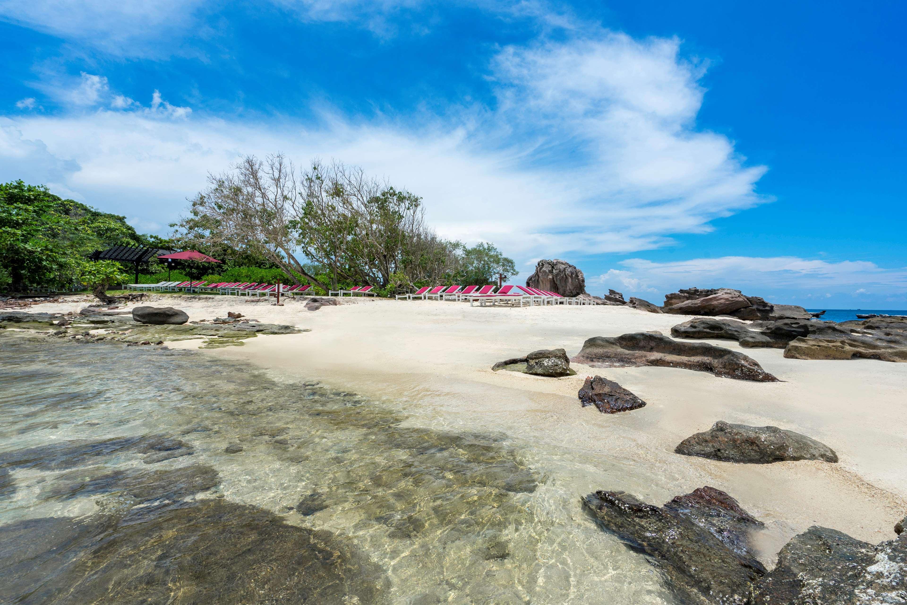 Nam Nghi Coral Peninsula Phu Quoc Hotel Exterior photo